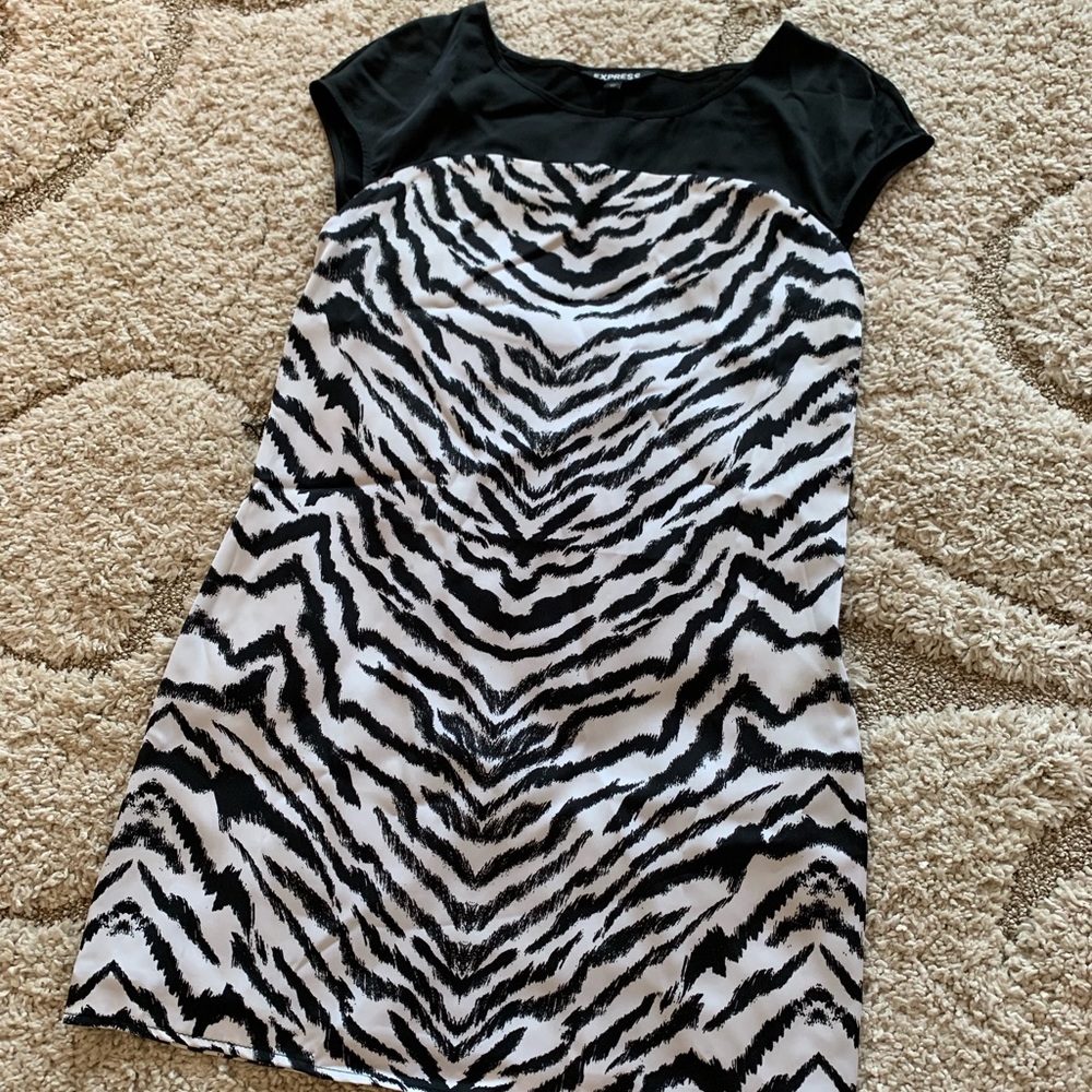 Express xs shift dress